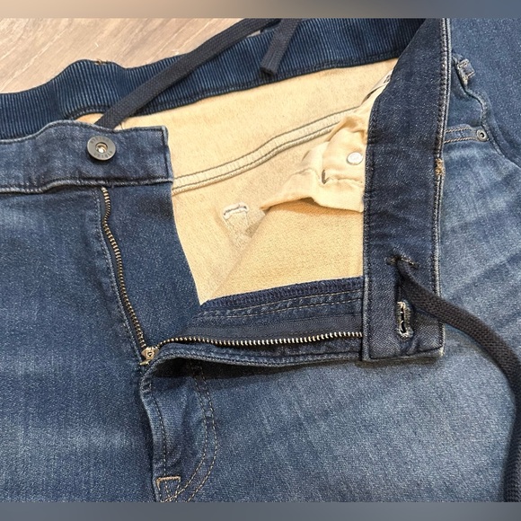 UNIQLO Heattech Slim Fit Pants - XL, Waist 36-38 (NWT)🖤 - Picture 6 of 8